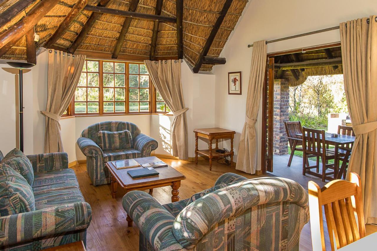 Coral Tree Cottages Harkerville Exterior photo